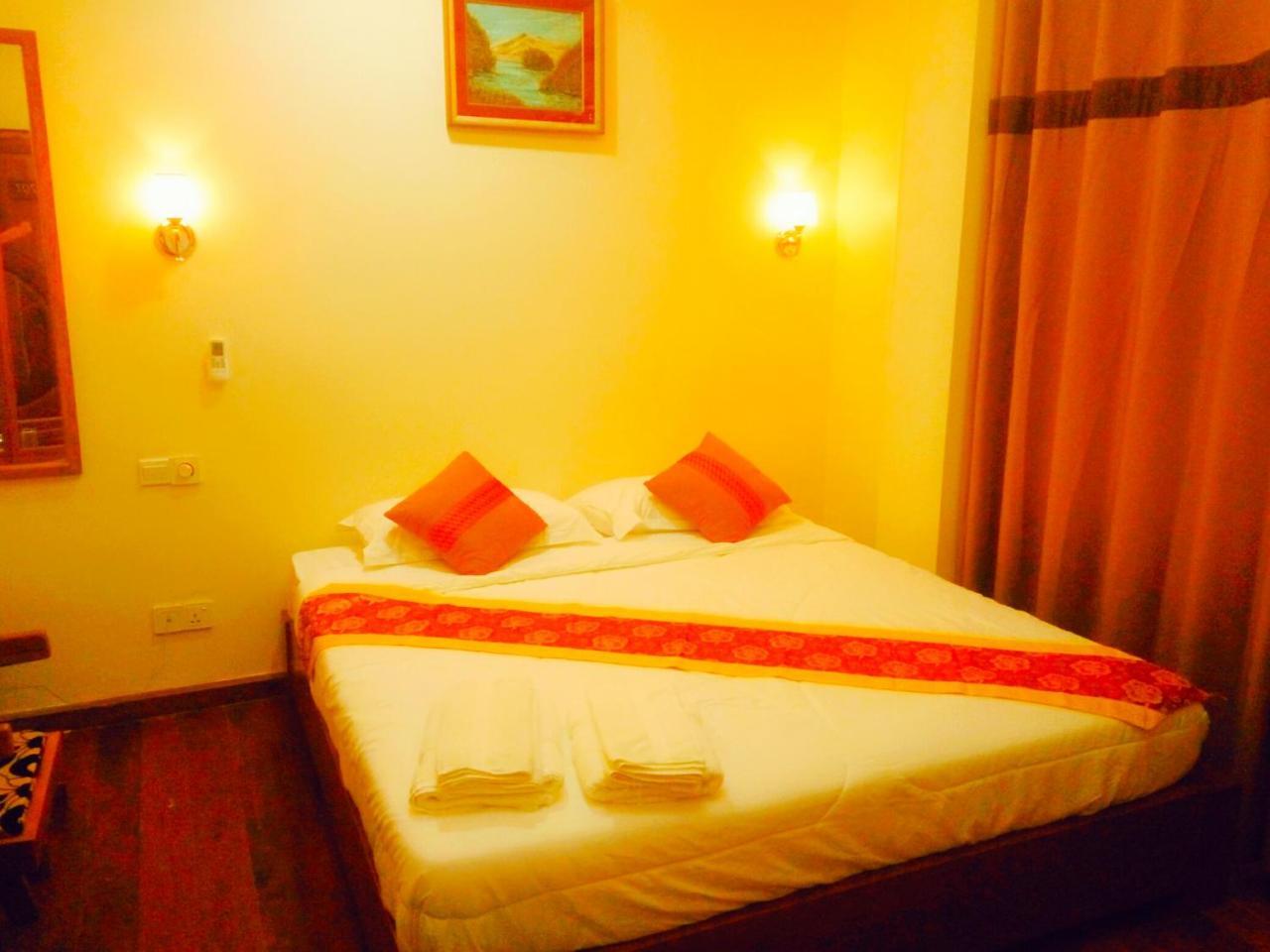 Kyaw Myanmar Hotel Gyeiktaw Esterno foto